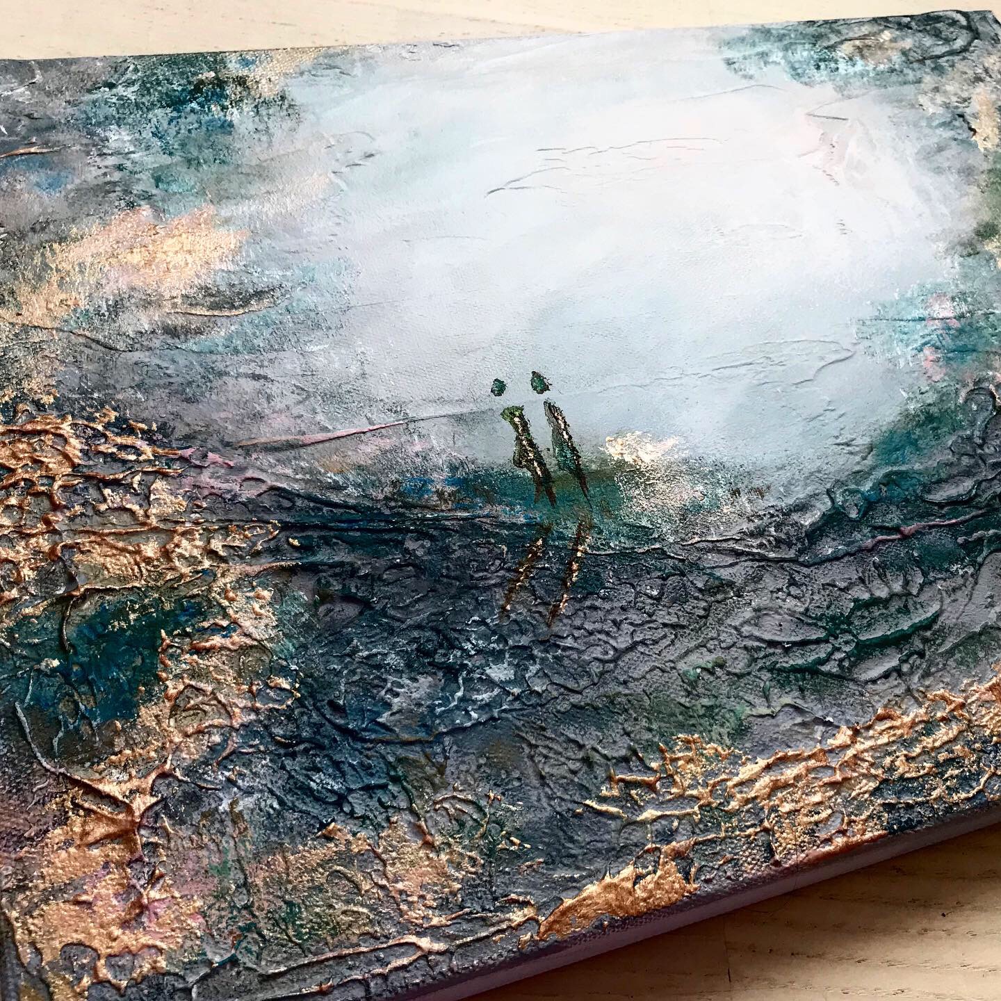 9F8A3EE5-404F-4398-80D7-6BF2430B5FB0